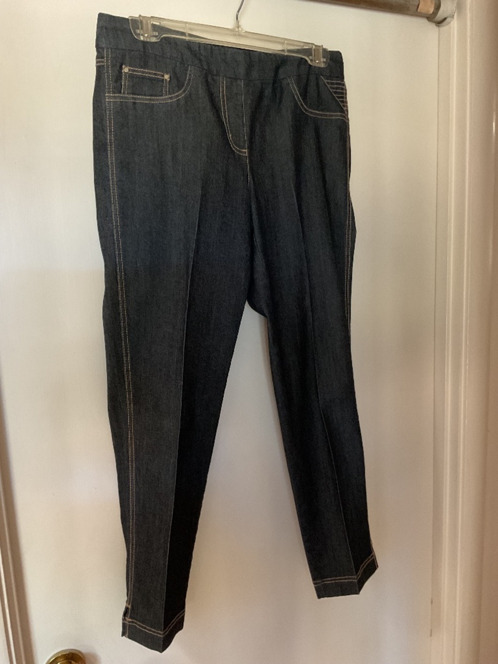 Pull on Renuar pants